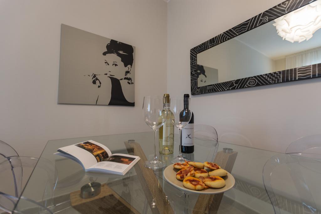 St. Vitale’s Basilic view elegant apartment Ravenne Extérieur photo