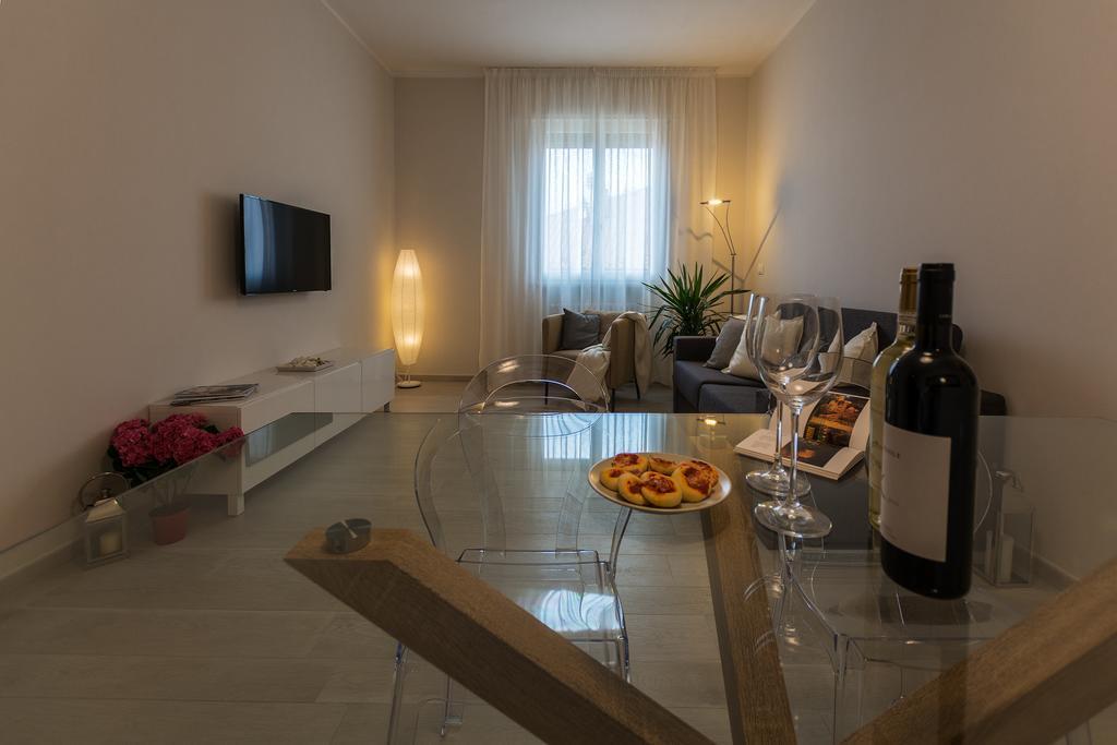 St. Vitale’s Basilic view elegant apartment Ravenne Extérieur photo